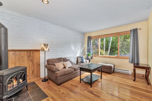38 Sequoia Ct, Steamboat Springs, CO, 80487-1750 | Card Image