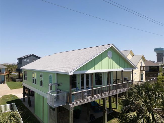 4111 Isla Del Sol, House other with 3 bedrooms, 2 bathrooms and 1 parking in Galveston TX | Image 32