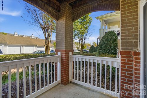 16742 Amberside Rd E, Cornelius, NC, 28031-5672 | Card Image