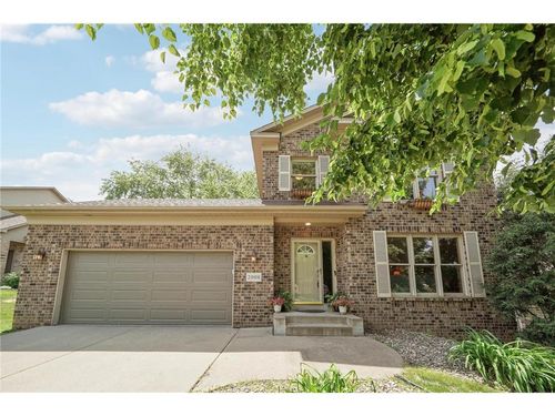 2008 White Pine Rd, Hudson, WI, 54016-2199 | Card Image