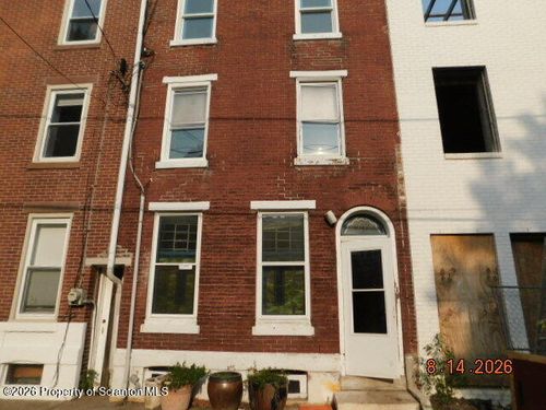 847 Corinthian Ave, Philadelphia, PA, 19130-1446 | Card Image