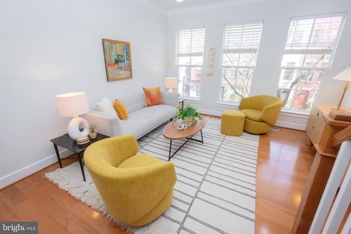 5714 45th Ave, HYATTSVILLE, MD, 20781-1580 | Card Image