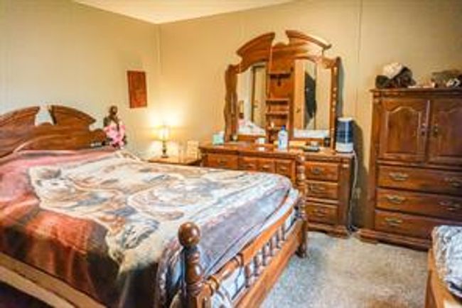 28 - 5800 46 St, Home with 2 bedrooms, 1 bathrooms and 2 parking in Olds AB | Image 11