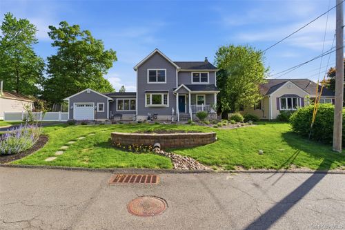 20 Terrace Ave, Suffern, NY, 10901-6810 | Card Image