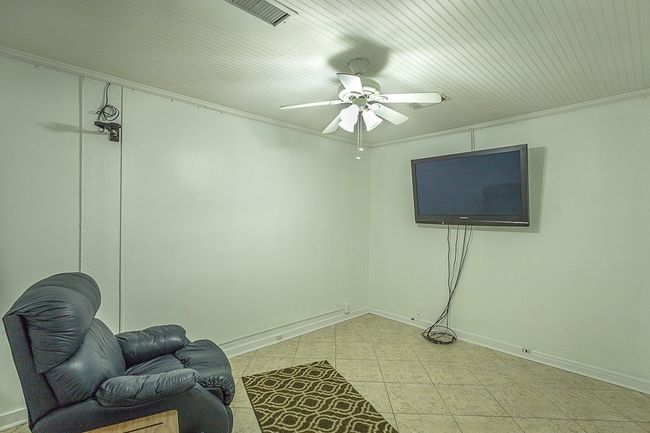 4-5 - 47 E Pine Ave, Home with 3 bedrooms, 2 bathrooms and 2 parking in Lanark Village FL | Image 15