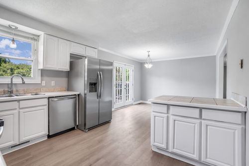 102 Winston Ct, Clarksville, TN, 37042-5346 | Card Image