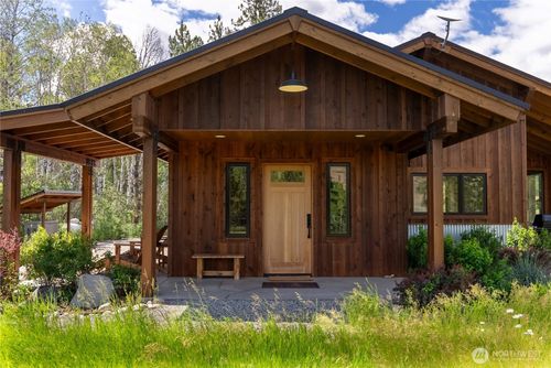 14 Wright Rd, Winthrop, WA, 98862-9189 | Card Image