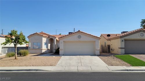 319 Mulberry Glen Dr, North Las Vegas, NV, 89031-7996 | Card Image