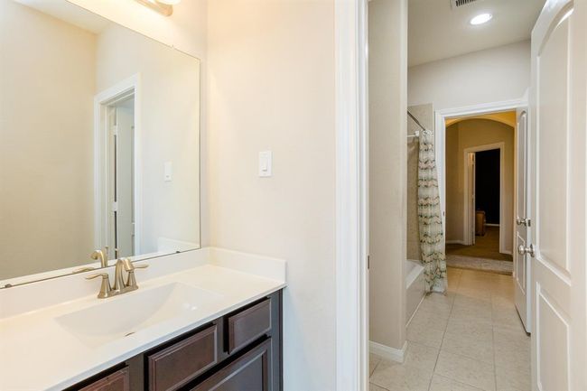 4622 Regal Shadow Ln, House other with 6 bedrooms, 4 bathrooms and 2 parking in Sugar Land TX | Image 30