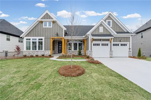 82 Clear Lake Pkwy, Hoschton, GA, 30548-1151 | Card Image