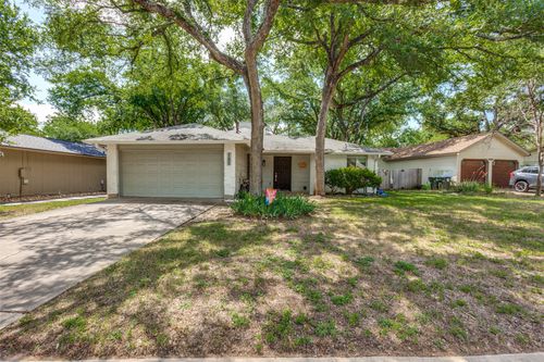 11405 Bristle Oak Trl, Austin, TX, 78750-1307 | Card Image