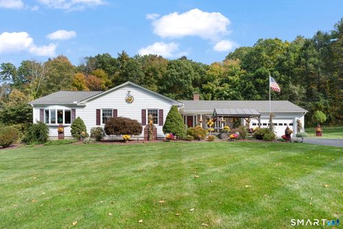 266 Heritage Rd, Putnam, CT, 06260-2739 | Card Image