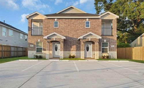 b-5807 Southmund St, Houston, TX, 77033-1831 | Card Image