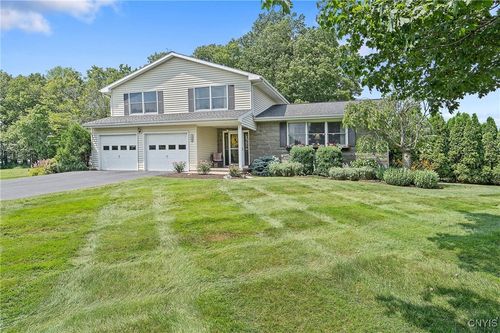 1705 Lancelot Pl, Skaneateles, NY, 13152-8806 | Card Image