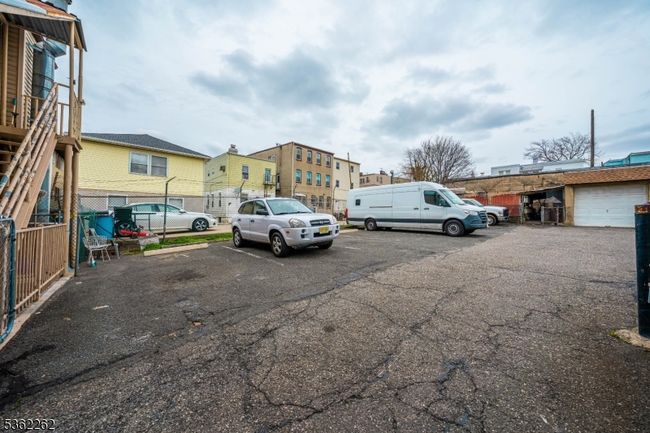 639 N 8 Th St, Home with 6 bedrooms, 3 bathrooms and null parking in Newark NJ | Image 24