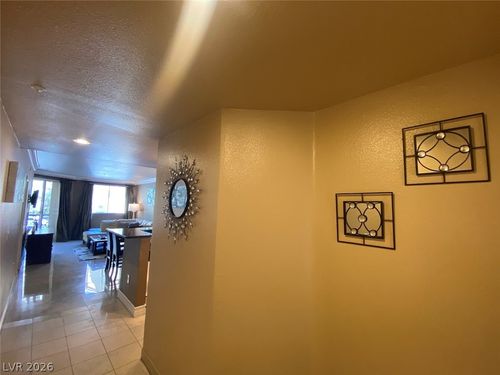 unit-104-260 E Flamingo Rd, Las Vegas, NV, 89169-0315 | Card Image