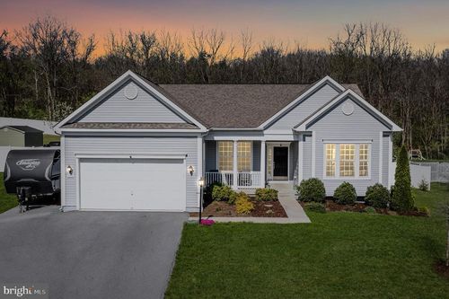 155 Chickamauga Dr, HARPERS FERRY, WV, 25425-2528 | Card Image