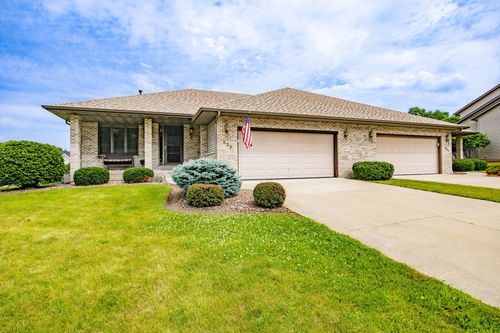 229 Indian Mound Pkwy, Whitewater, WI, 53190-1562 | Card Image