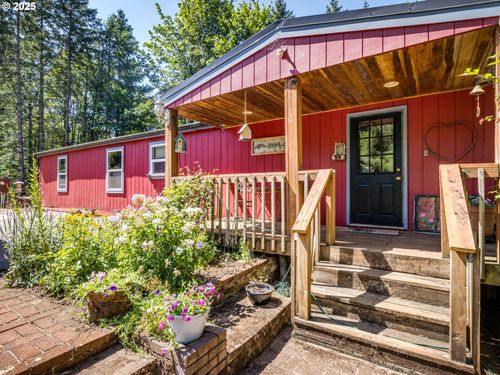 20284 El Romar Dr Ne, Scotts Mills, OR, 97375-9632 | Card Image