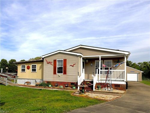 1373 Lambs Grove Rd, Elizabeth City, NC, 27909-7501 | Card Image