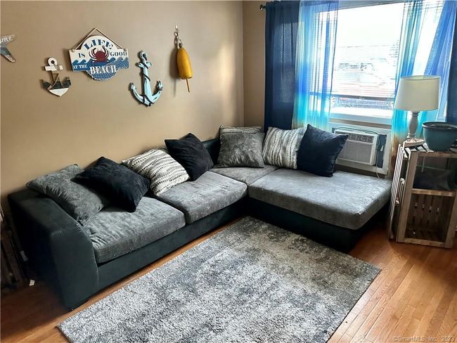 B - 94 Canterbury Rd, Condo with 2 bedrooms, 1 bathrooms and null parking in Plainfield CT | Image 4