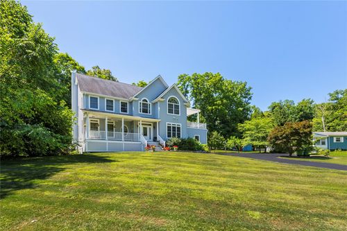 6 Old Town Rd, Beacon, NY, 12508-2409 | Card Image
