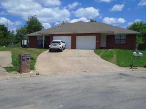 a-221 Fox Run Pl, Lowell, AR, 72745-9577 | Card Image