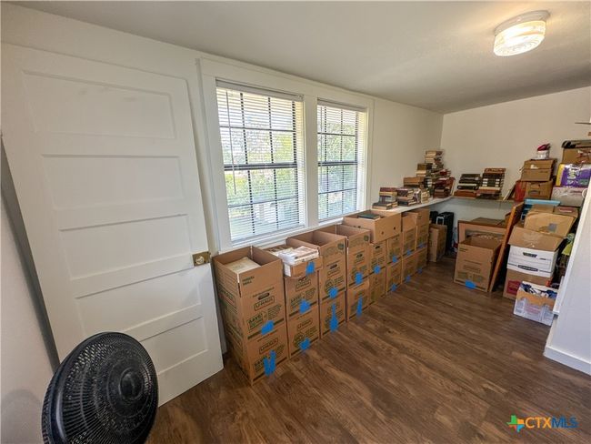 205 Hubbard Street, House other with 5 bedrooms, 3 bathrooms and null parking in Yoakum TX | Image 40