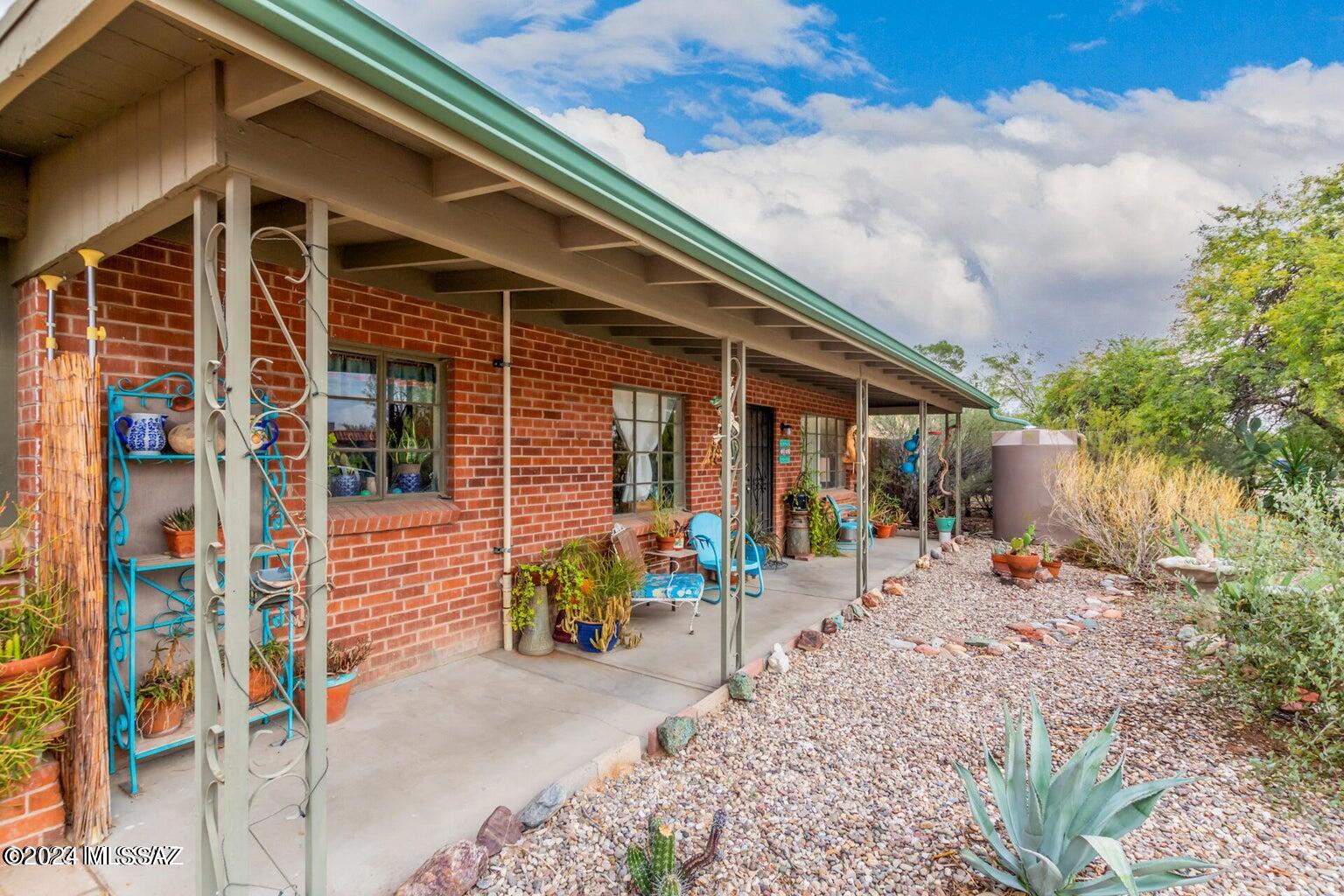 Hedrick Dr, Tucson, AZ 85719