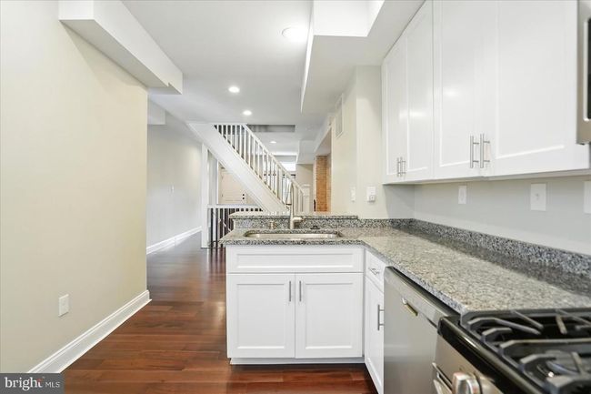 3218 Keswick Rd, Townhouse with 3 bedrooms, 3 bathrooms and null parking in BALTIMORE MD | Image 15