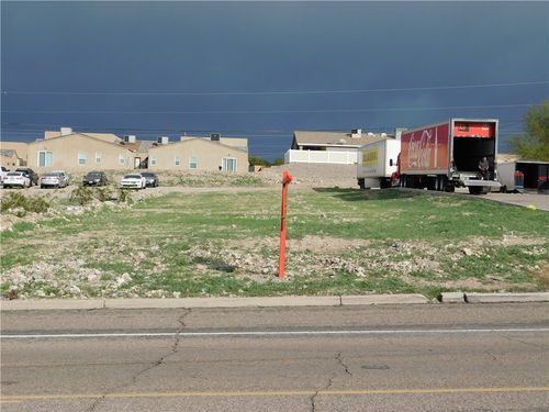 2815 Kiowa Blvd N, Lake Havasu City, AZ, 86404-2674 | Card Image