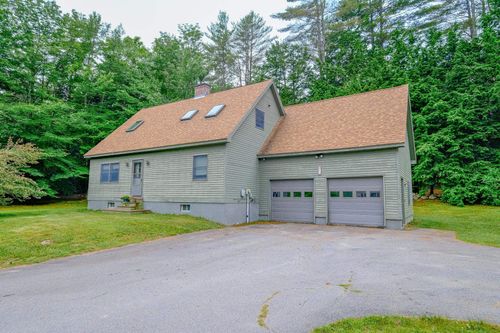 43 Northfield Dr, North Springfield, VT, 05150-9737 | Card Image