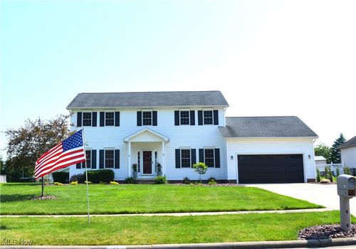 95 Willow Bend Dr, Canfield, OH, 44406-8741 | Card Image