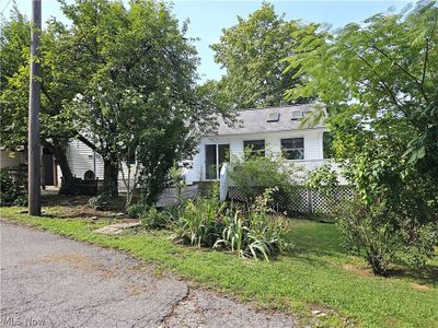 View of front of house | Image 1