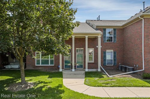 25209 Chesapeake Circle, Commerce Charter Township, MI, 48390 | Card Image