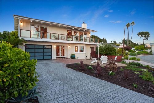 325 Kingsbury Dr, Aptos, CA, 95003-5131 | Card Image