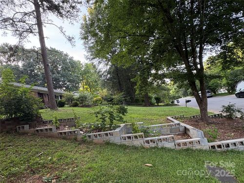 10428 Landon St, Charlotte, NC, 28215-9691 | Card Image