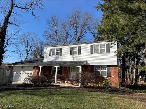 36235 Ridge Rd, Willoughby, OH, 44094-4162 | Card Image