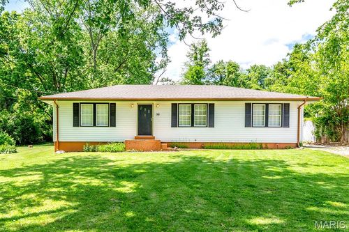 50 Oakwood Ln, Saint Louis, MO, 63129-3827 | Card Image
