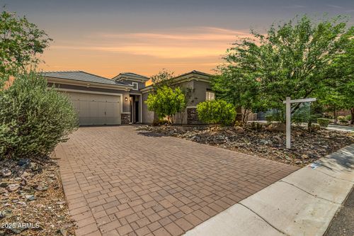 16373 W Beautiful Ln, Goodyear, AZ, 85338-5833 | Card Image