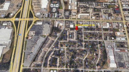 2-2030 Plantation Dr, Conroe, TX, 77301-1061 | Card Image