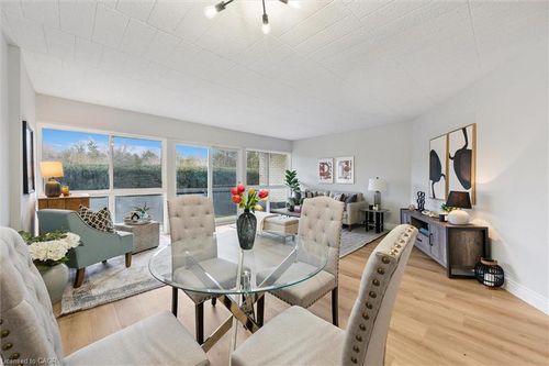 102-105 Conroy Cres, Guelph, ON, N1G2V5 | Card Image