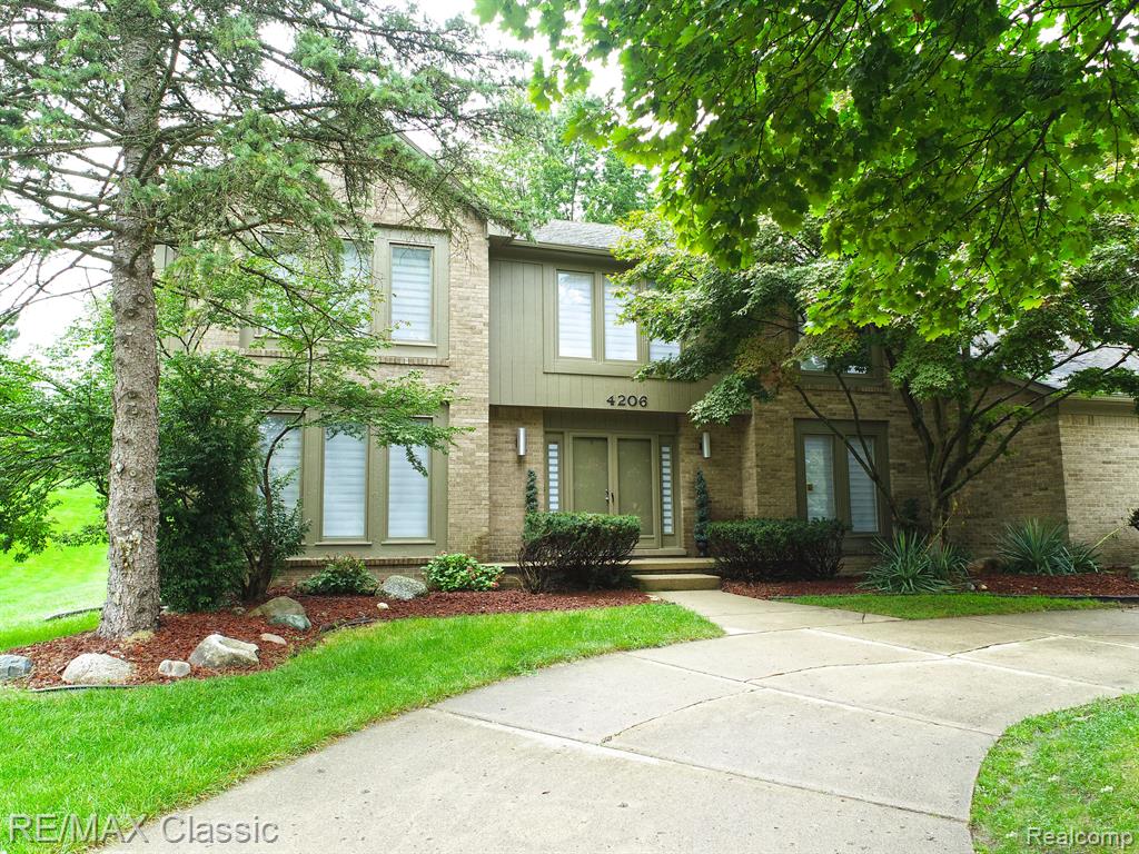 Southmoor Ln, West Bloomfield, MI 48323 #1
