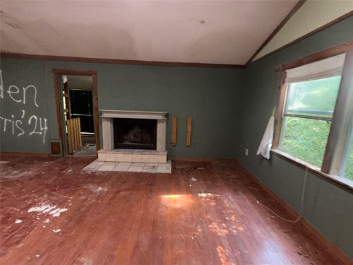 19145 Mount Pleasant Rd, Montgomery, TX, 77356-7399 | Card Image