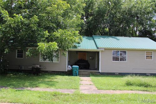 408 E 20th St, Caruthersville, MO, 63830-2570 | Card Image