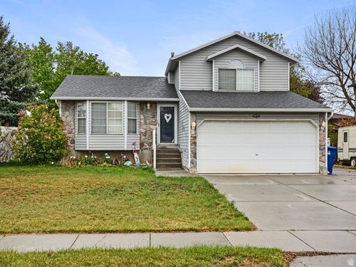 5831 Far Vista Dr, Salt Lake City, UT, 84118-7787 | Card Image