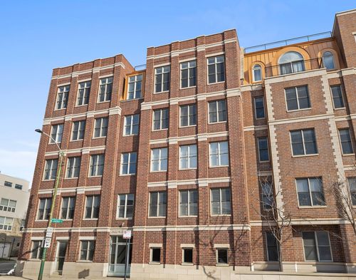 201-2622 W Diversey Ave, Chicago, IL, 60647-2082 | Card Image