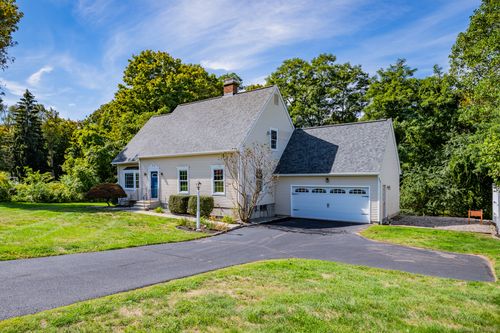 15 Chatham Fields Rd, East Hampton, CT, 06424-1235 | Card Image