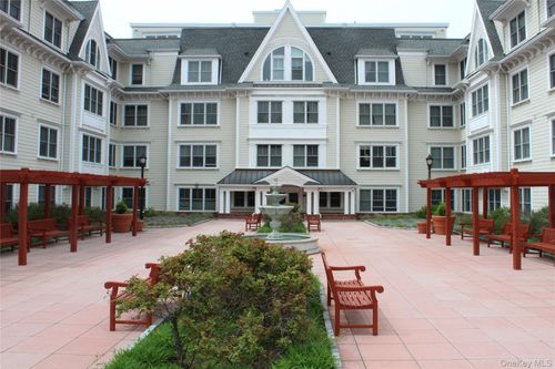 109-225 Stanley Ave, Mamaroneck, NY, 10543-2579 | Card Image