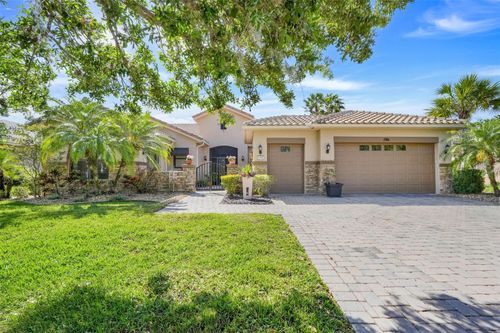 196 Torino Ln, Poinciana, FL, 34759-4042 | Card Image